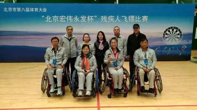 图为 比赛合影
